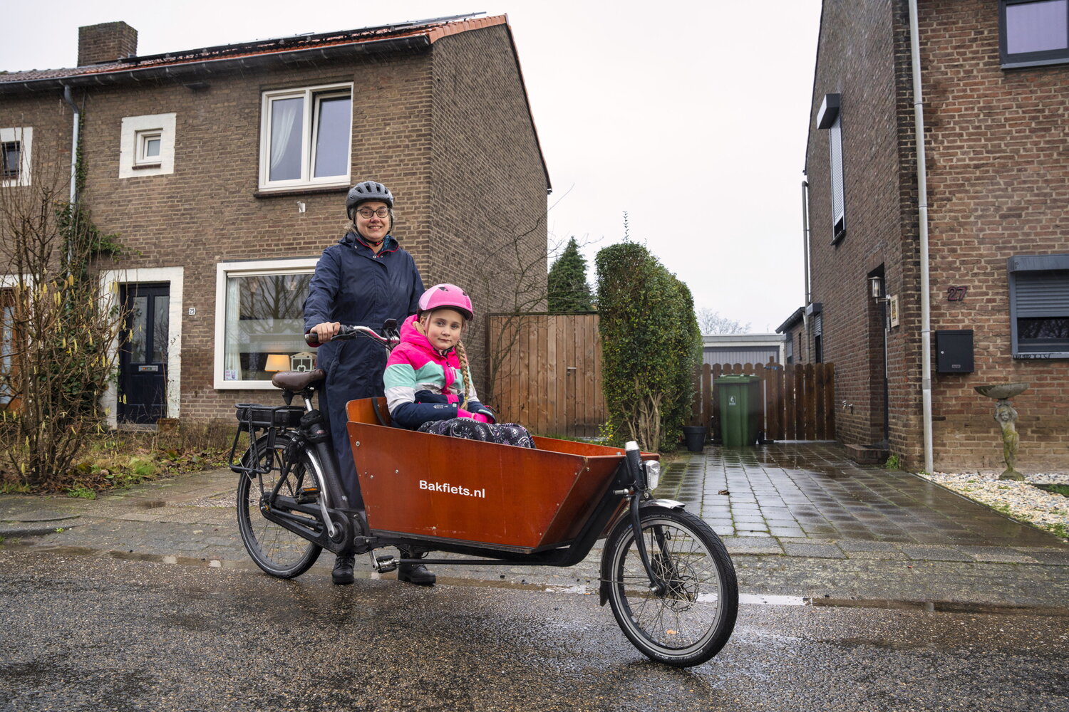 Pat-Jos Huisman op de elektrische bakfiets