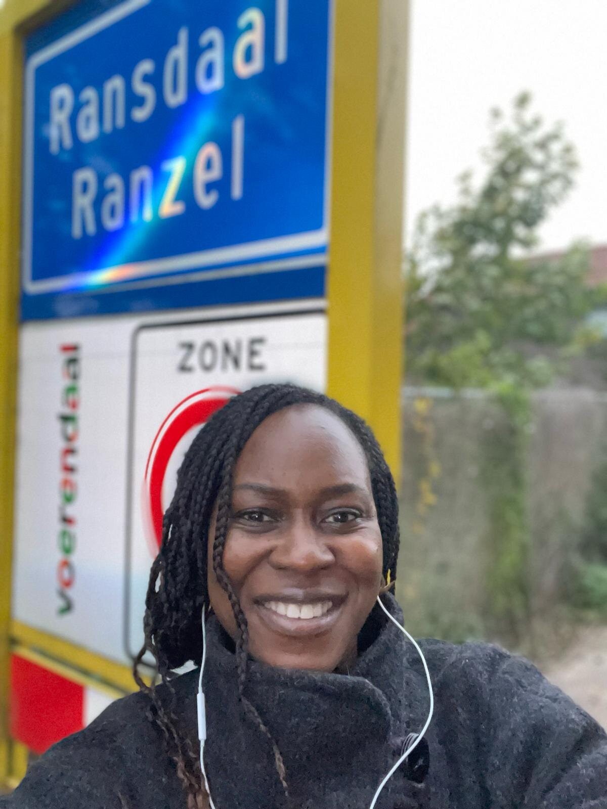 Geraldine stapt uit bij station Ransdaal om te wandelen